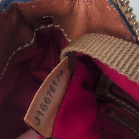 Dooney & Bourke Disney Vacation Club Crossbody & Wallet - Picture 13 of 16